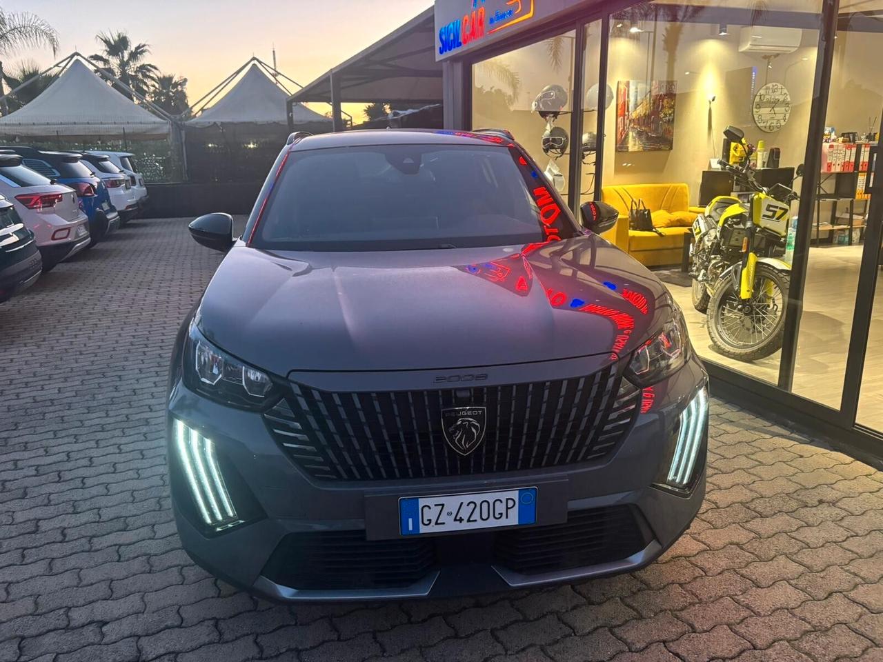 Peugeot 2008 PureTech 130 S&S EAT8 Allure, vettura iva esposta