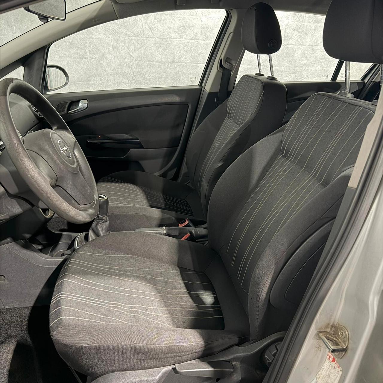 Opel Corsa 1.2 5 porte Club