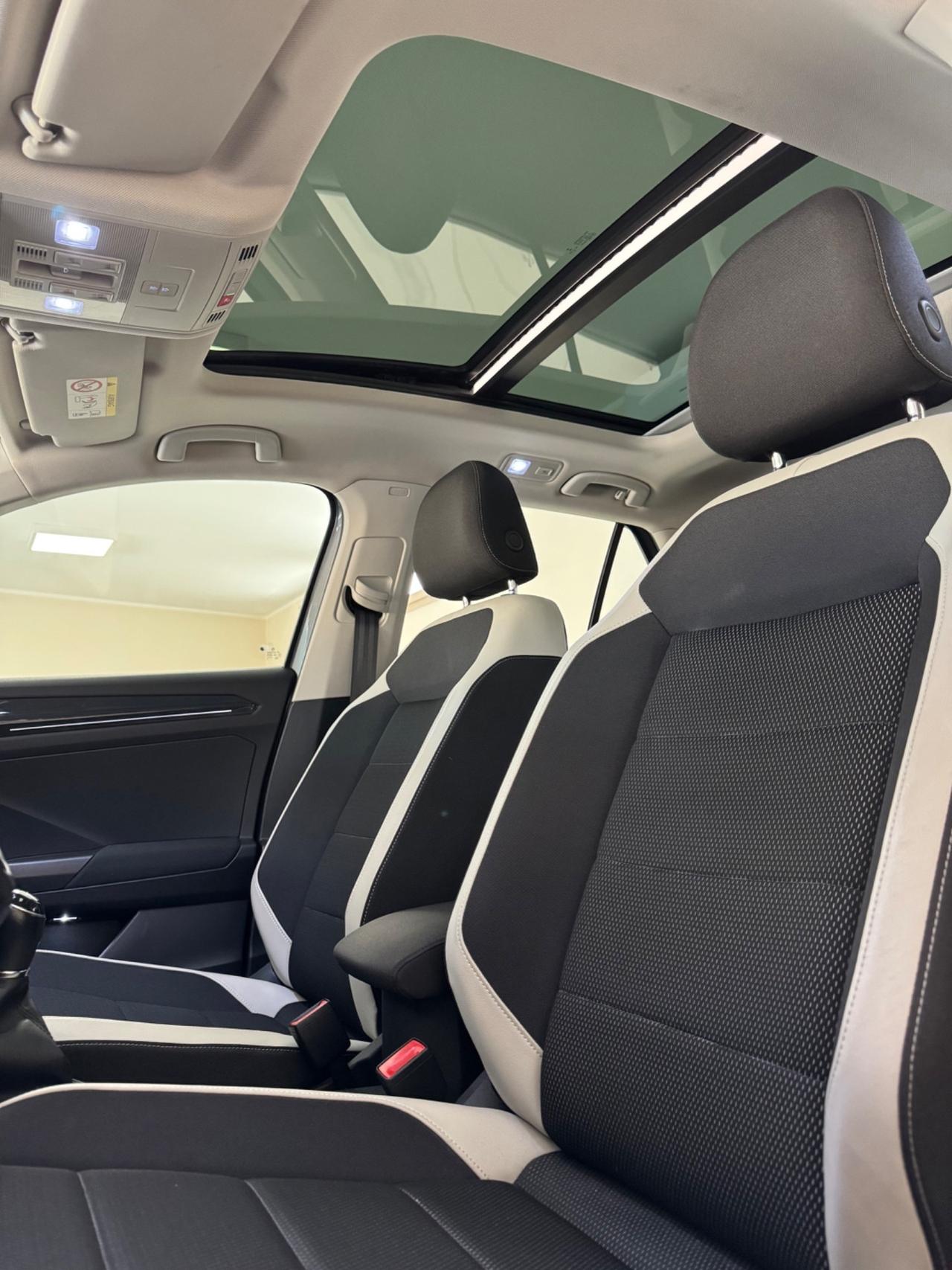 Volkswagen T-Roc 1.6 TDI SCR Advanced BlueMotion Technology