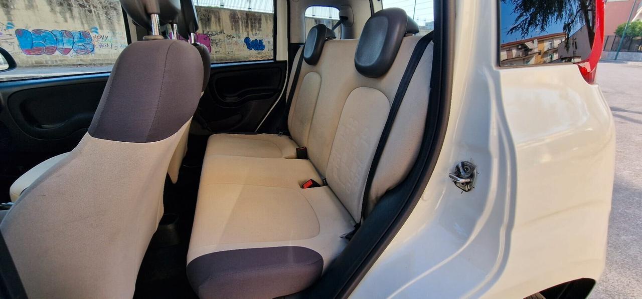 Fiat Panda 1.2 Lounge 69CV FINANZIAMENTI ANCHE SENZA BUSTA PAGA