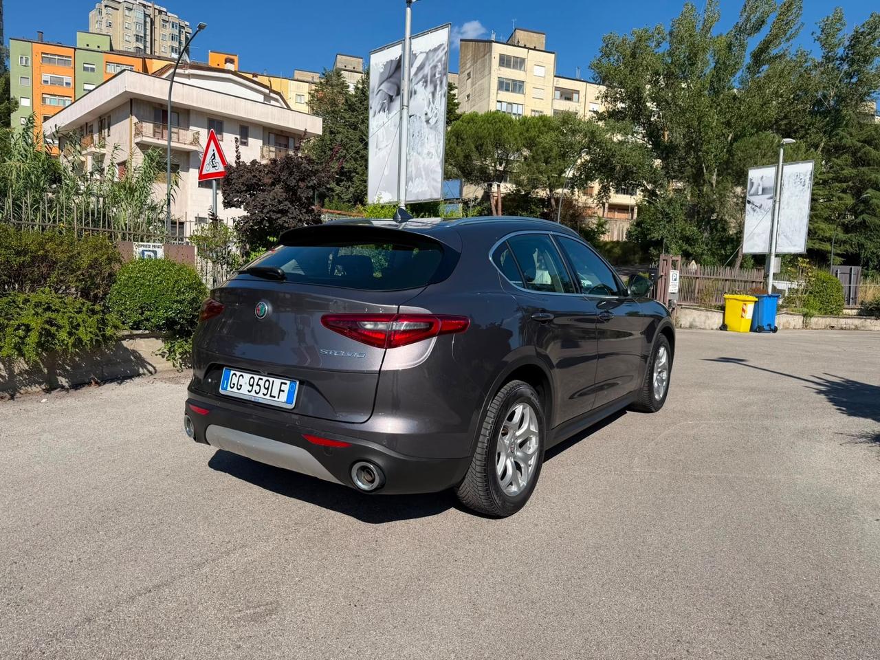 Alfa Romeo Stelvio 2.2 Turbodiesel 160 CV AT8 RWD Business