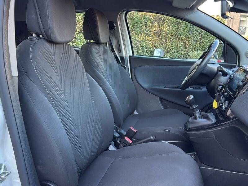 Lancia Ypsilon Ypsilon 1.0 FireFly 5 porte S&S Hybrid Gold