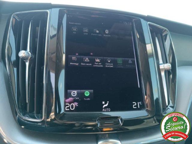 VOLVO XC60 B4 (d) AWD Geartronic Momentum