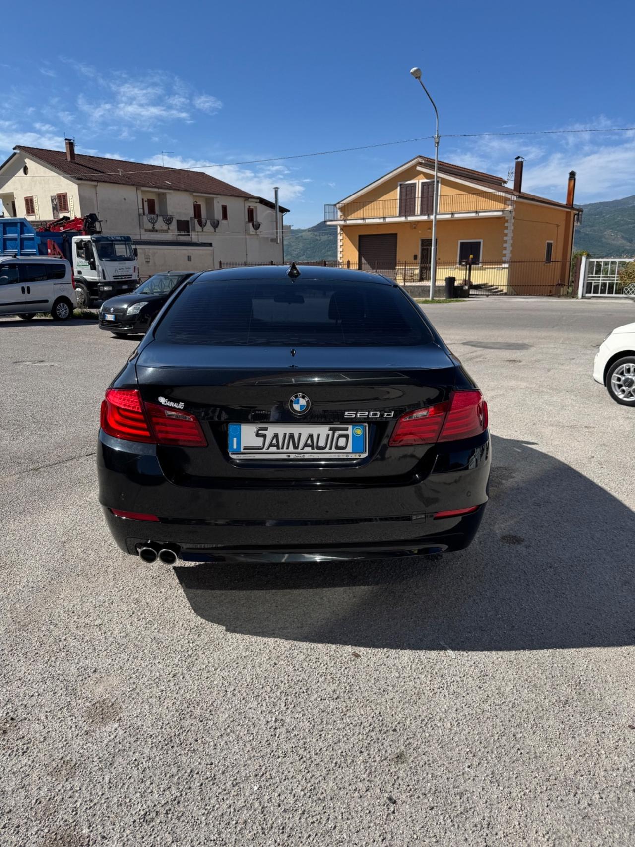 Bmw 520d berlina futura garanzia