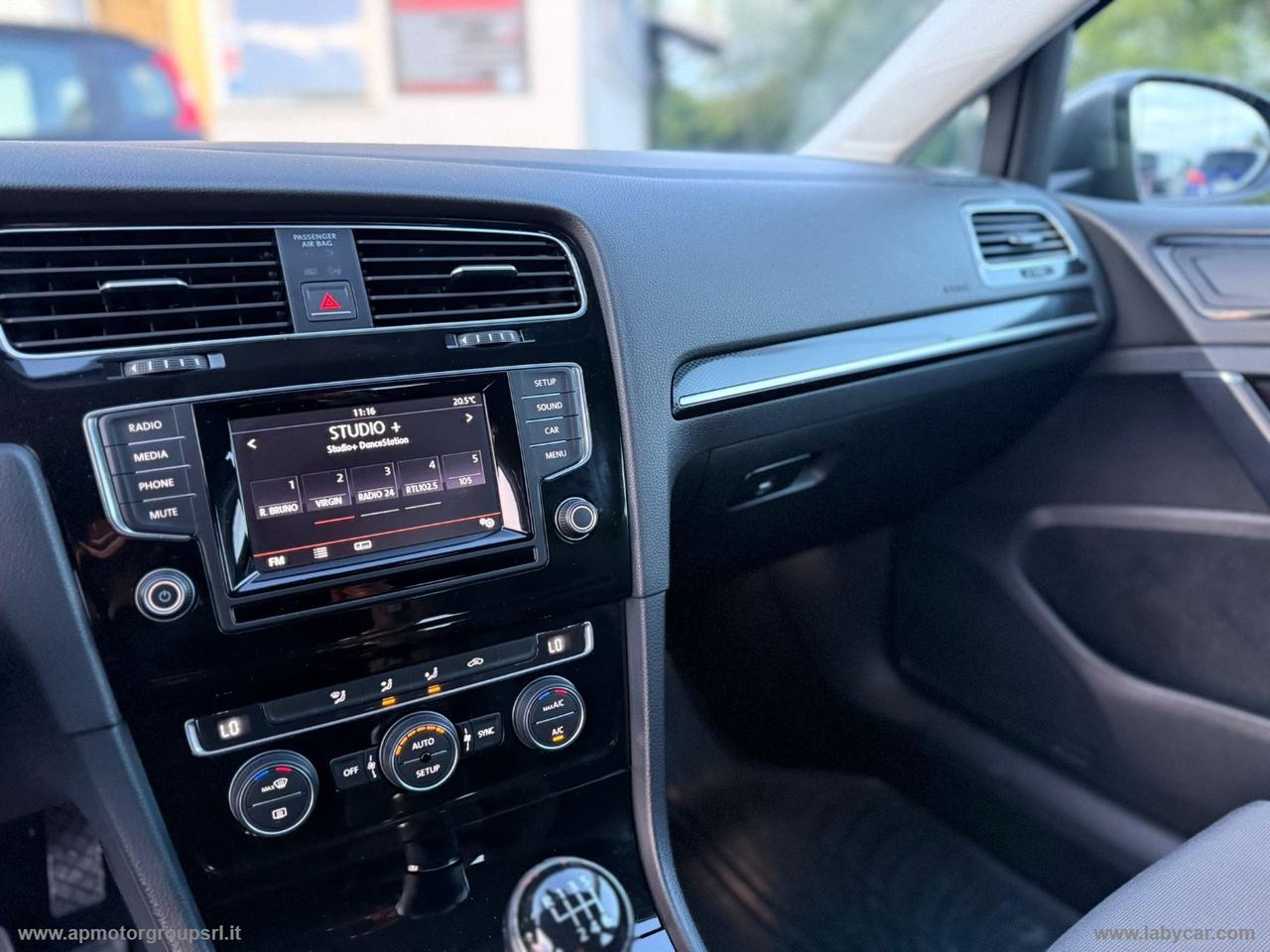 VOLKSWAGEN Golf 1.6 TDI 5 PORTE 4 MOTION BLUEMOTION TECHNOLOGY