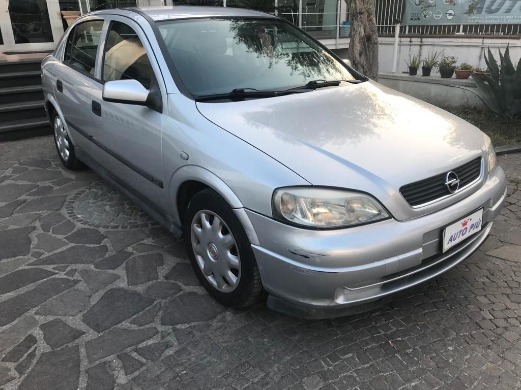 Opel Astra 1.4i 16V cat 5 porte Club