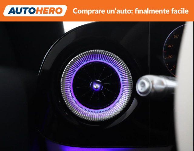 MERCEDES-BENZ CLA 200 Advanced