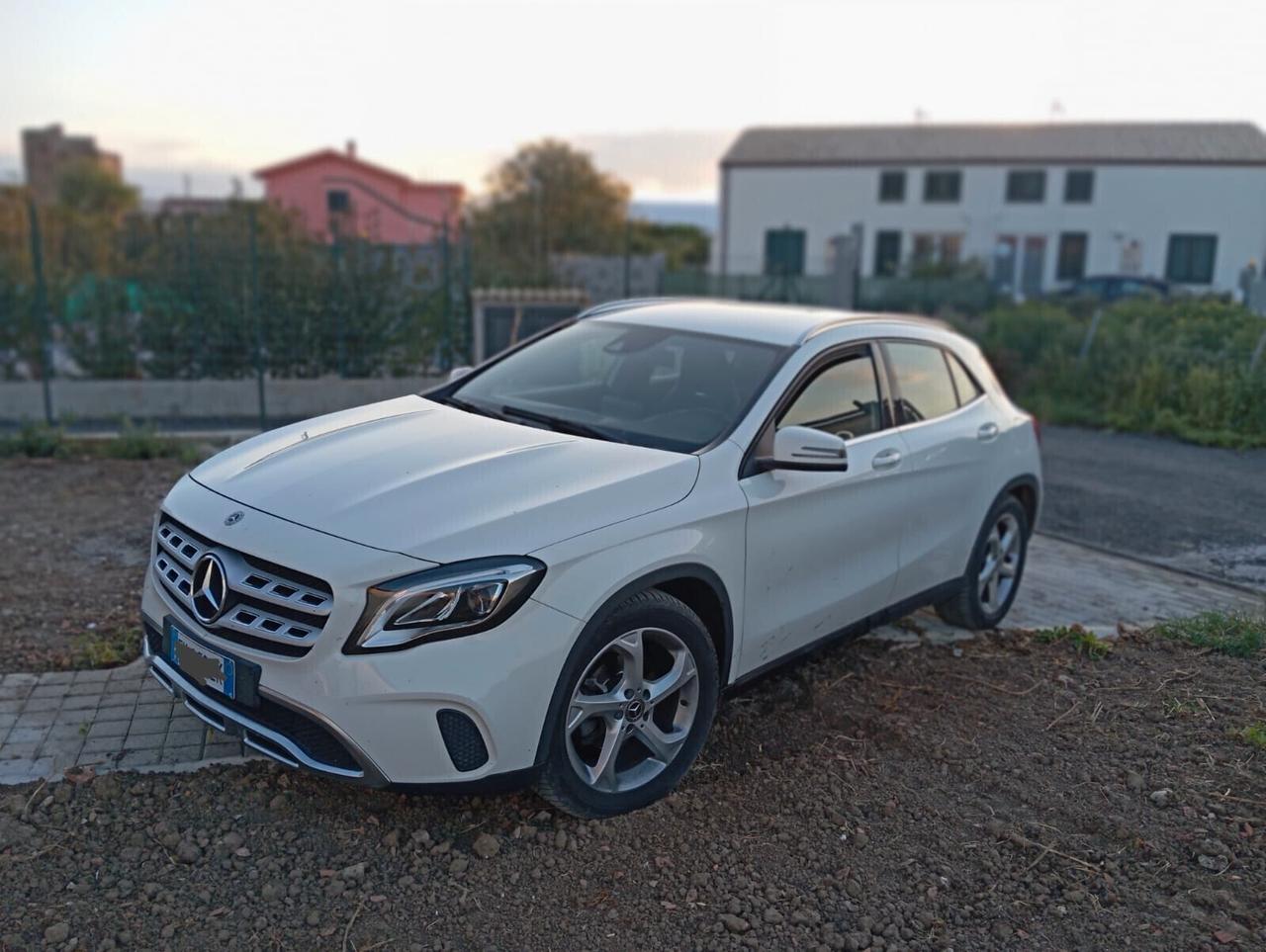 Mercedes GLA 200d Sport Petralia Villabate