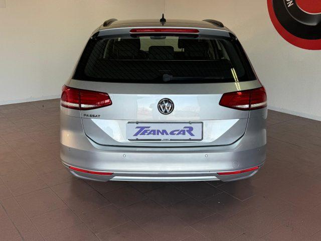 VOLKSWAGEN Passat Variant 2.0 TDI Business BlueMotion Tech.