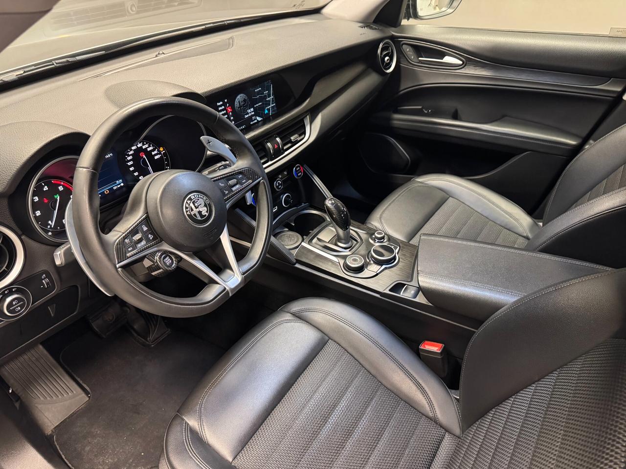 Alfa Romeo Stelvio 2.2 Turbodiesel 190 CV AT8 Q4 Executive