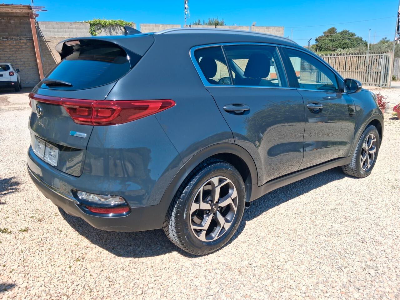 Kia Sportage 1.6 CRDI Diesel/Hybrid solo66.000km