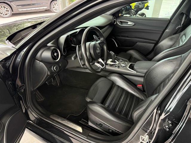 ALFA ROMEO Giulia 2.0 Turbo 280 CV AT8 AWD Q4 Veloce