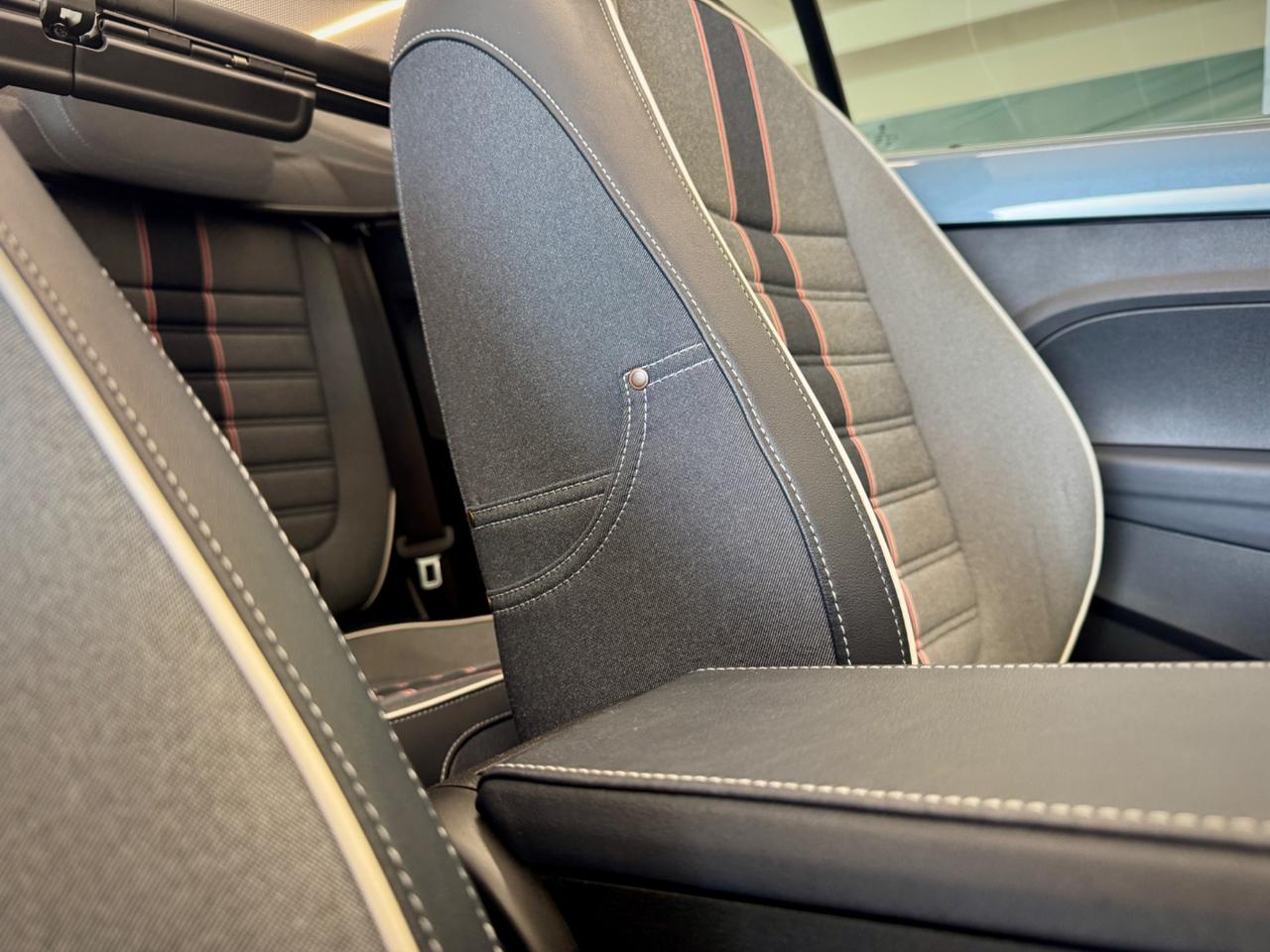 Volkswagen Maggiolino Cabrio DENIM EDITION 29.000 KM