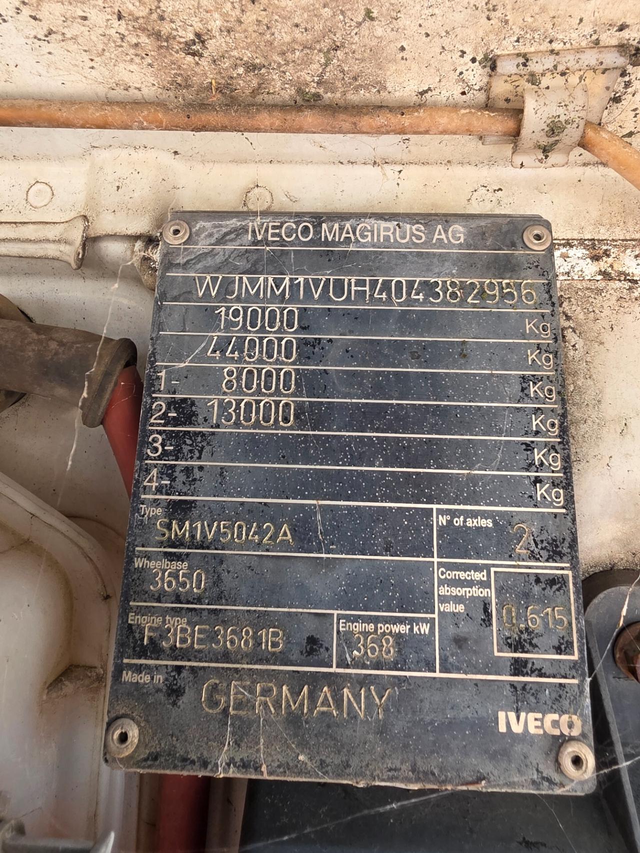 IVECO Stralis AS440S50T/P – 500 CV – Cambio manuale – solo circa 375.000 km