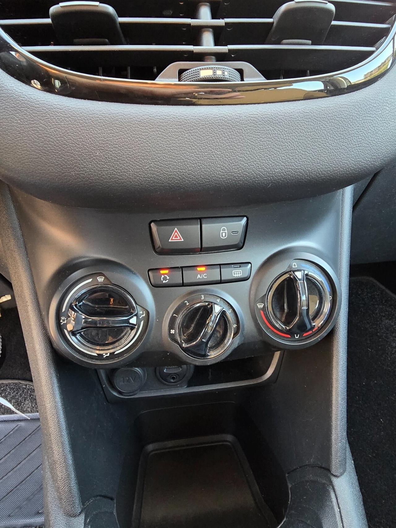 Peugeot 208 1.2 76304km PureTech 82 5 porte Allure