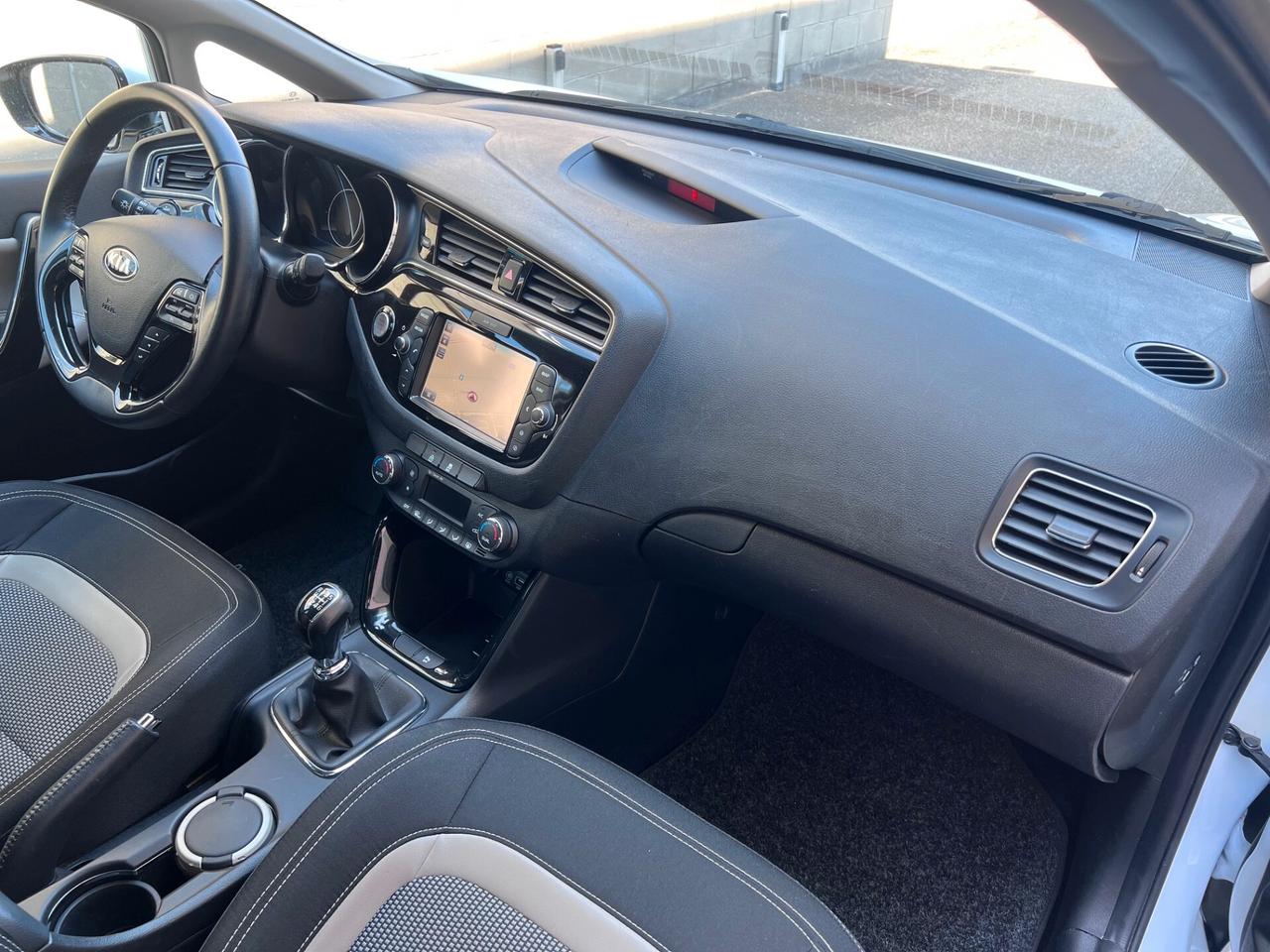 Kia Ceed cee'd SW 1.6 crdi 110cv Cool NAVI/CAMERA/17; PERFETTA