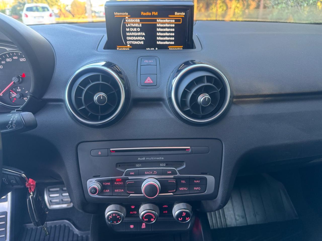 Audi A1 SPB 1.4 TDI ultra S tronic Metal plus