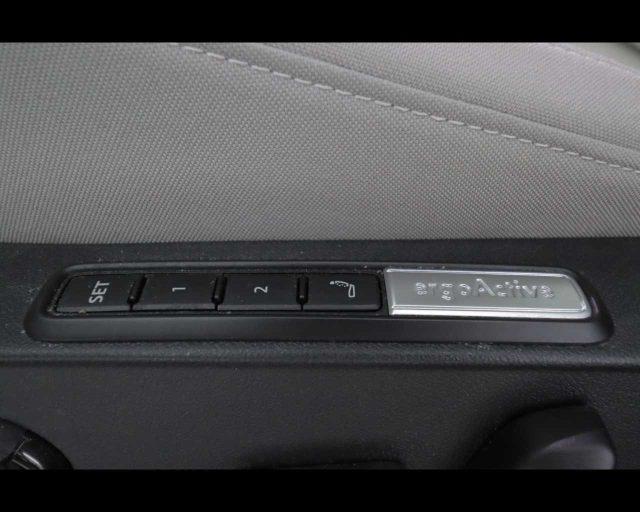 VOLKSWAGEN Golf 1.5 TSI EVO ACT Style