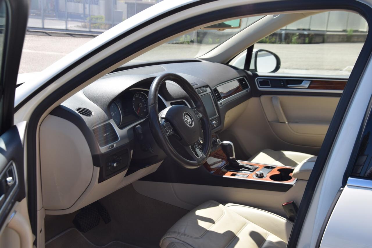 VOLKSWAGEN Touareg 2ª serie Touareg 3.0 TDI ti...