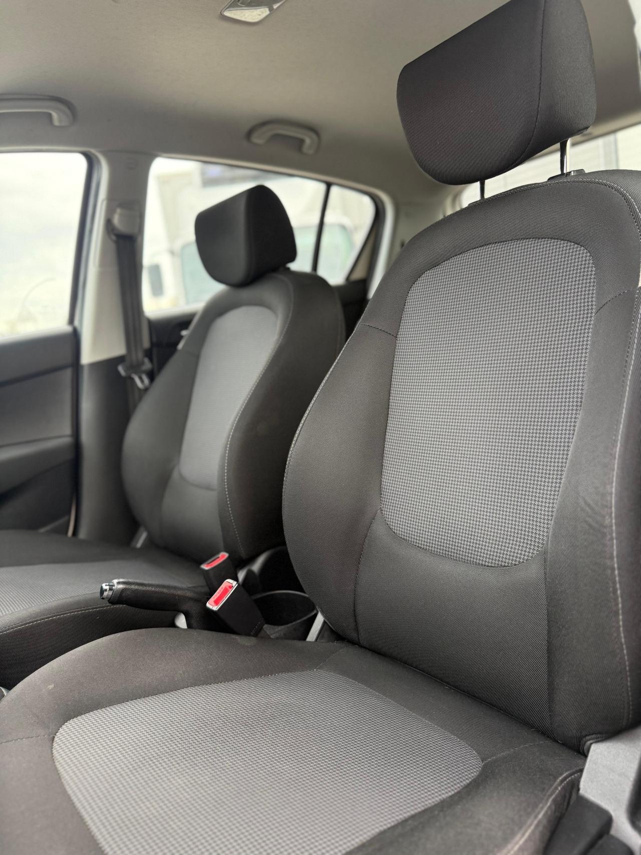 Hyundai i20 1.4 CRDi 5p. Sound Edition