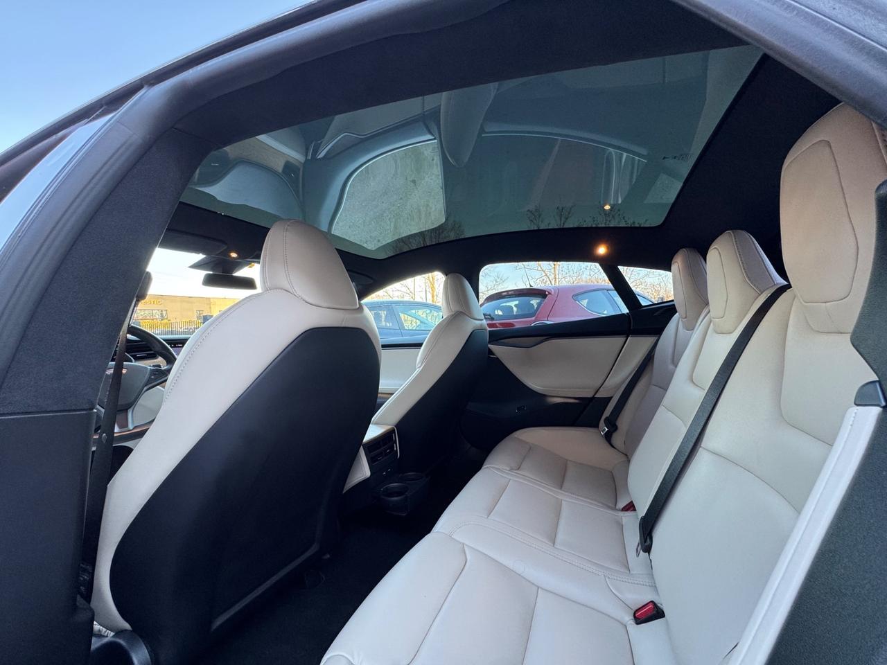 Tesla Model S 100kWh Long Range Dual Motor AWD