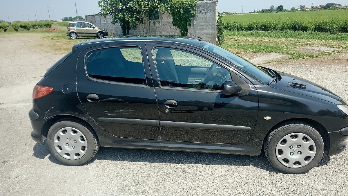 Peugeot 206 1.4 benzina - 5porte -euro 4