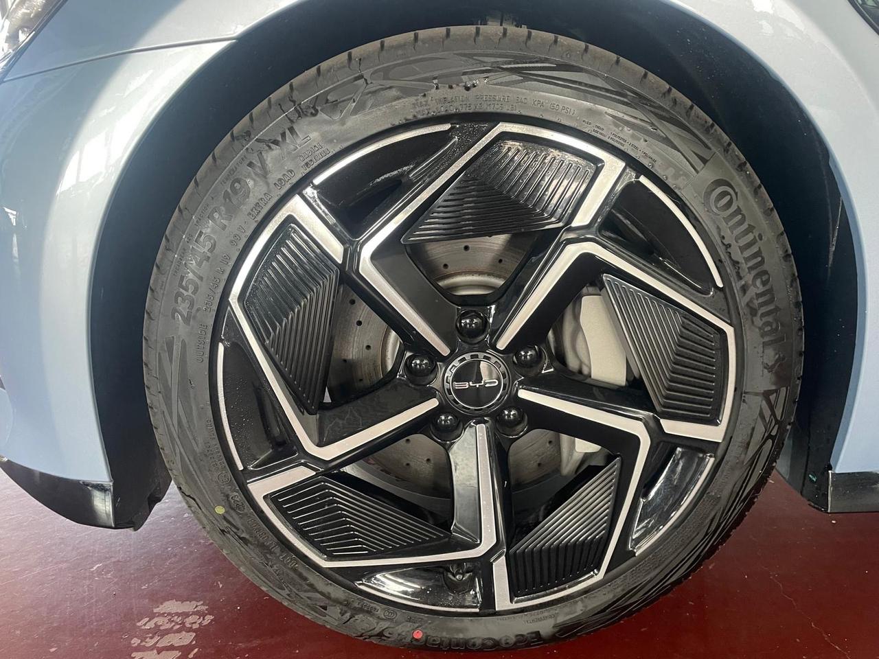 BYD Seal 82,5 kWh Design MY24