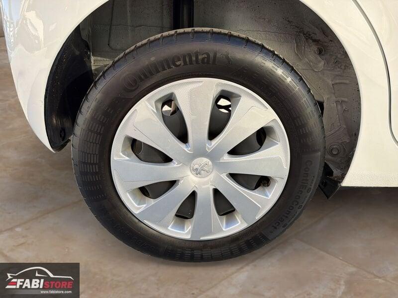 Peugeot 108 1.0 VTi 72 Cv Active 5 Porte - LED, Bluetooth, Clima ecc
