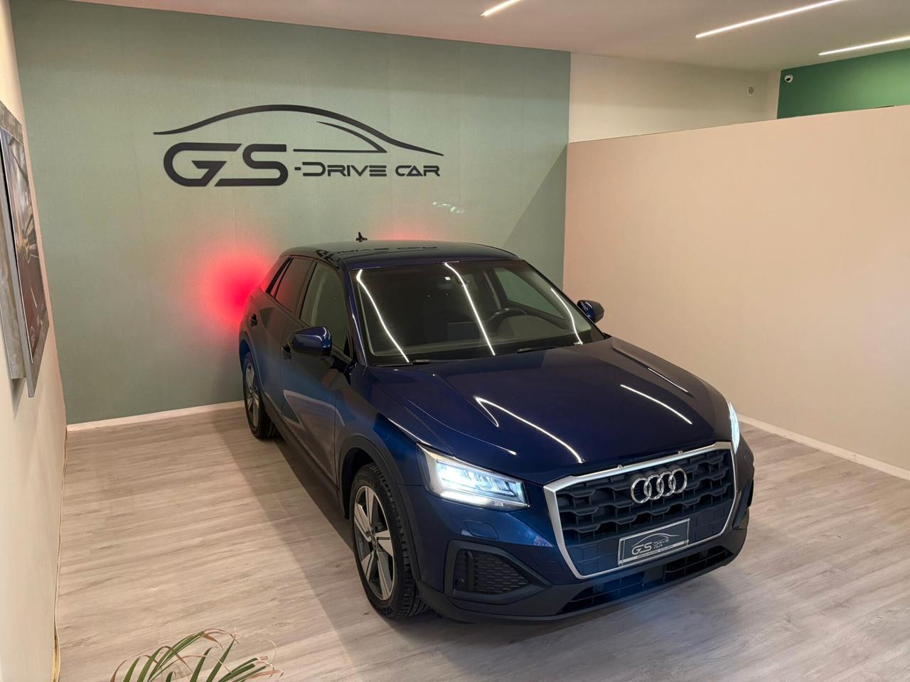 Audi Q2 30 TDI S tronic Identity Black