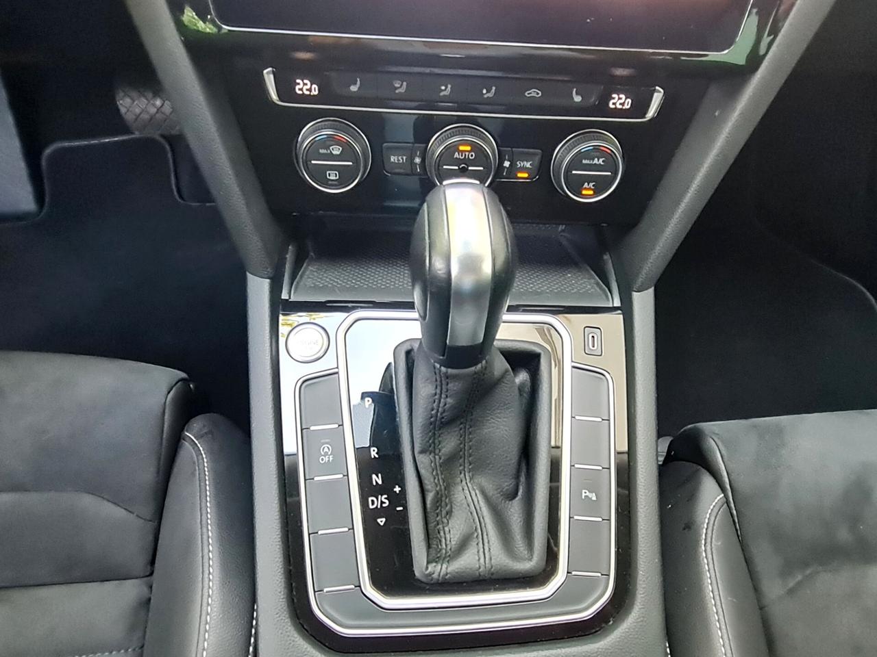 Volkswagen Passat Variant 2.0 TDI 150 CV DSG Executive