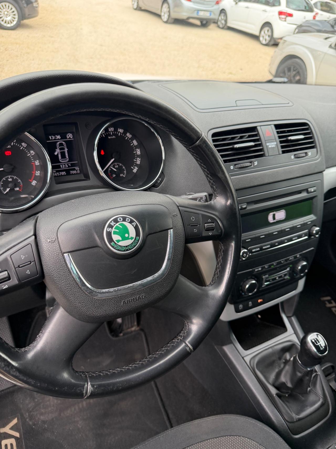 Skoda YETI ADVENTURE KMCERT UNICOPR