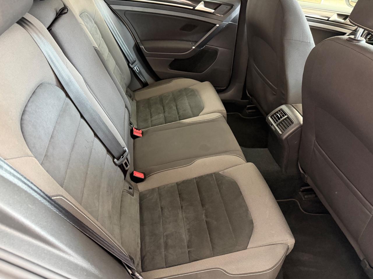 Volkswagen Golf 1.6 TDI 110 CV 5p. Highline BlueMotion Technology