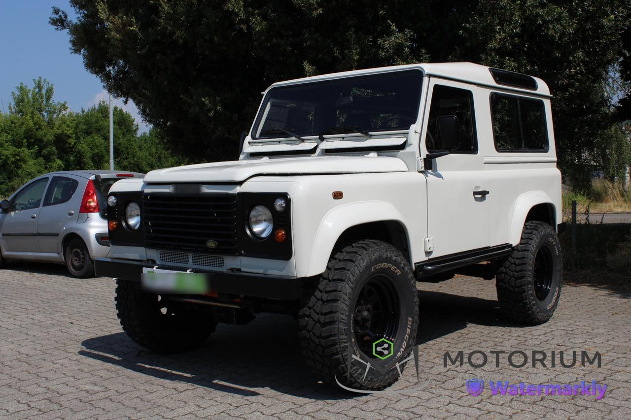 Land Rover Defender 90 2.5 Td5