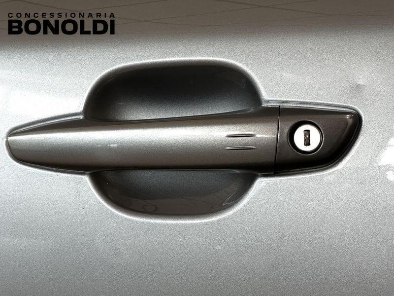 Peugeot 2008 motore elettrico 136 CV GT Pack