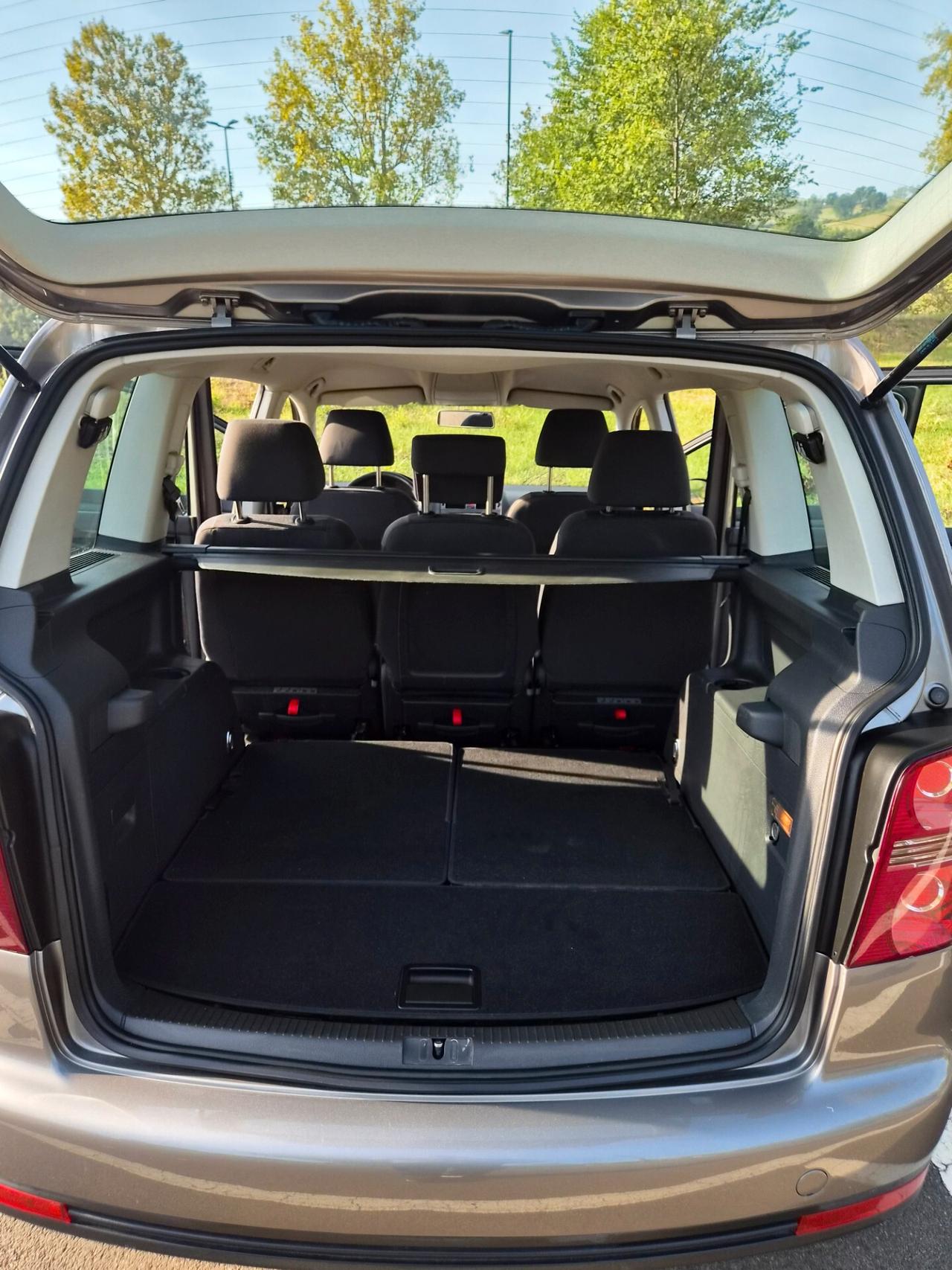 Volkswagen Touran 1.6 BENZINA 7 POSTI