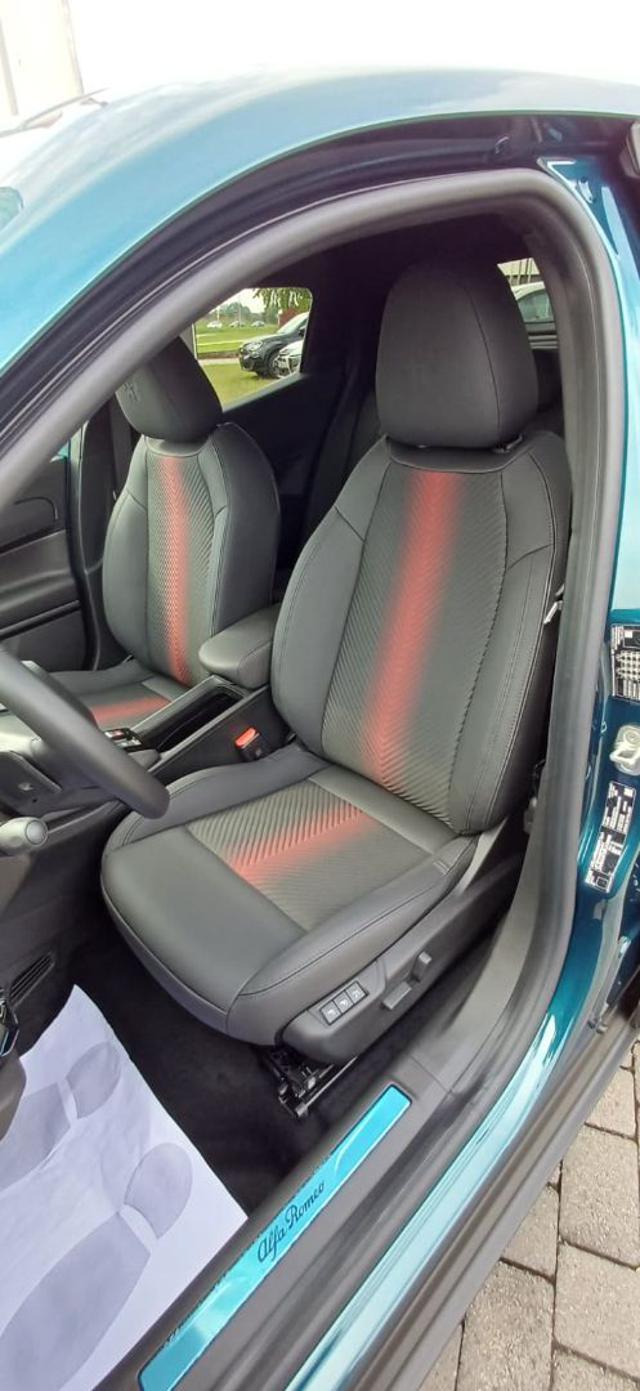 ALFA ROMEO Junior 1.2 145 CV Hybrid eDCT6 Speciale