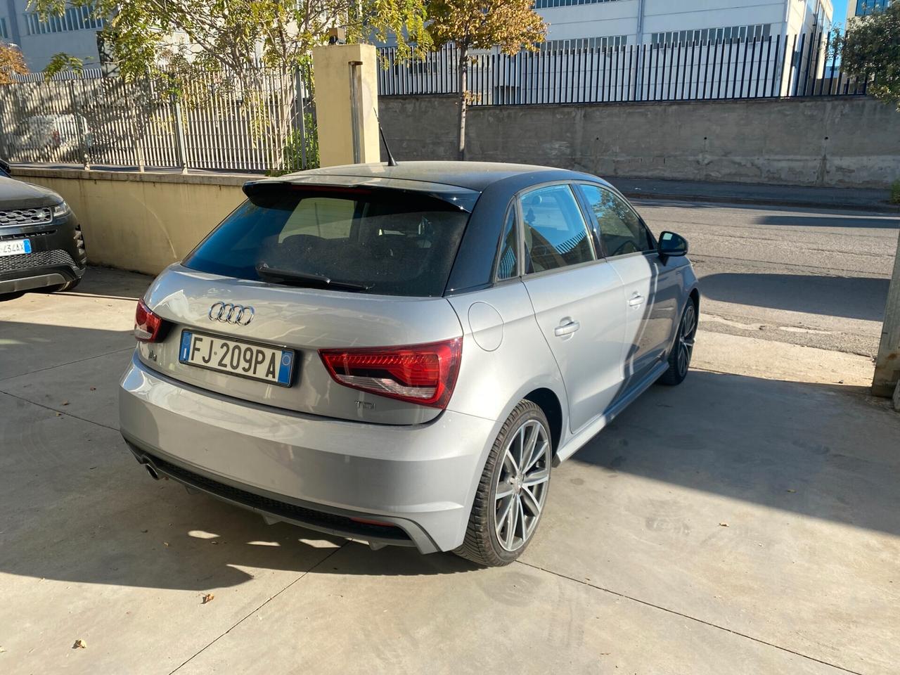 Audi A1 S-LINE 1.4 DIESEL 90CV