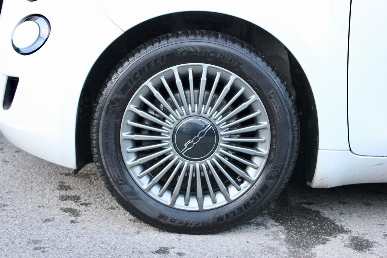 Fiat 500e Berlina 43 kWh Icon 3+1 SENSORI POST.