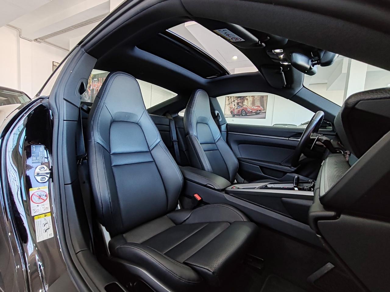 Porsche 911 Carrera 385cv 09/2023