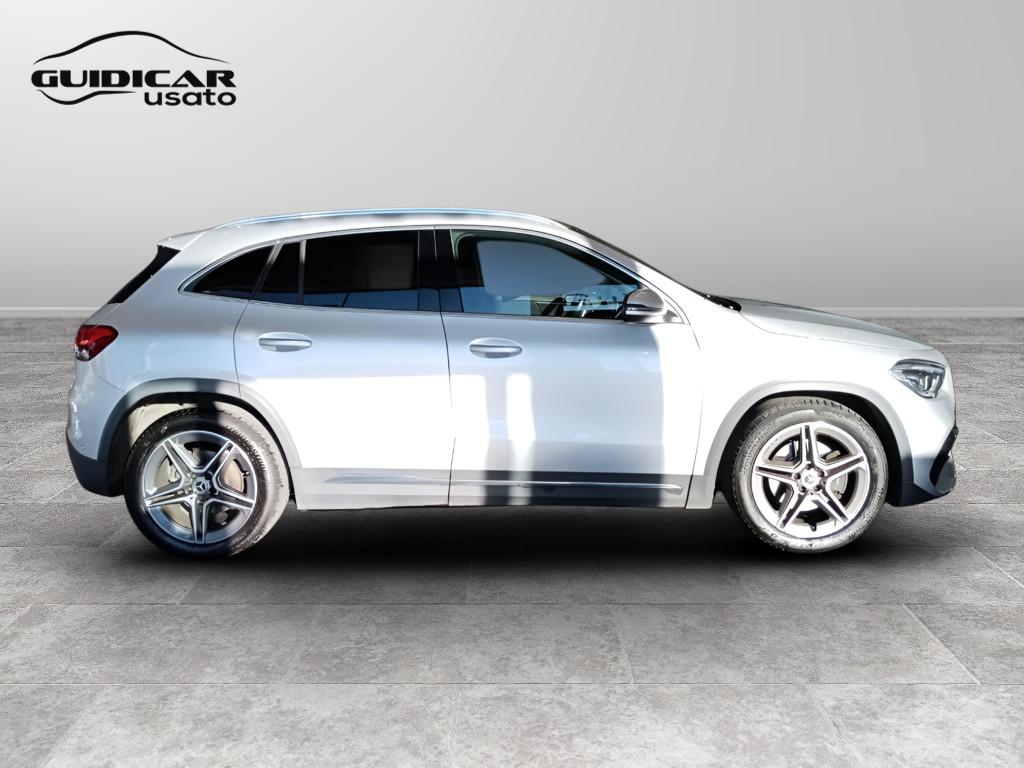 Mercedes-Benz GLA-H247 2020 - GLA 180 d Premium auto