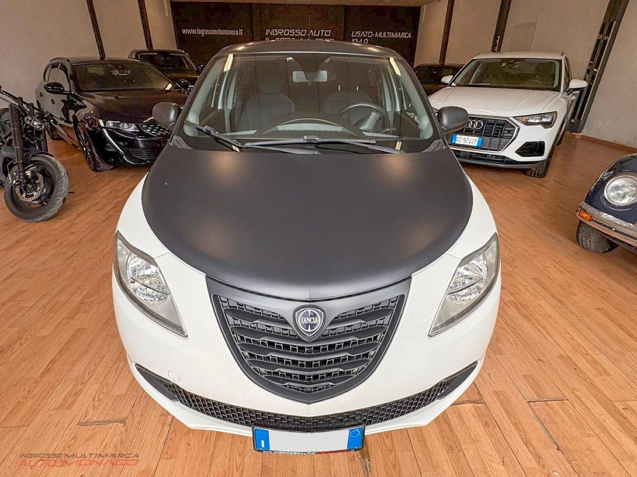 Lancia Ypsilon 1.3 MJT 95CV Momodesign 2014