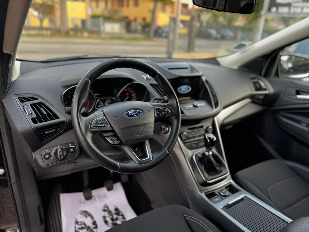 Ford Kuga 1.5 TDCI 120 CV S&S 2WD Titanium