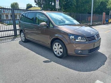 Volkswagen Touran 1.6 tdi dsg 7 posti CAMBIO NUOVO
