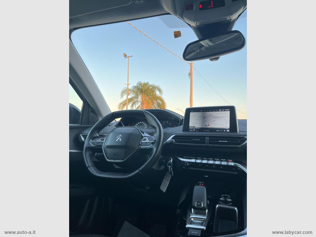 PEUGEOT 3008 BlueHDi 130 S&S EAT8 Allure