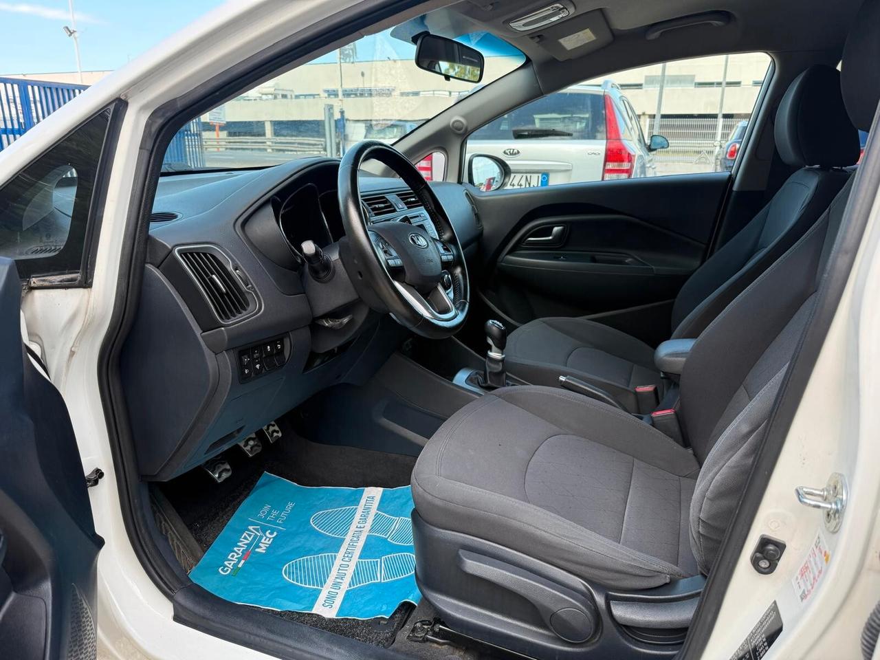 Kia Rio 1.4 CRDi 5p. Cool