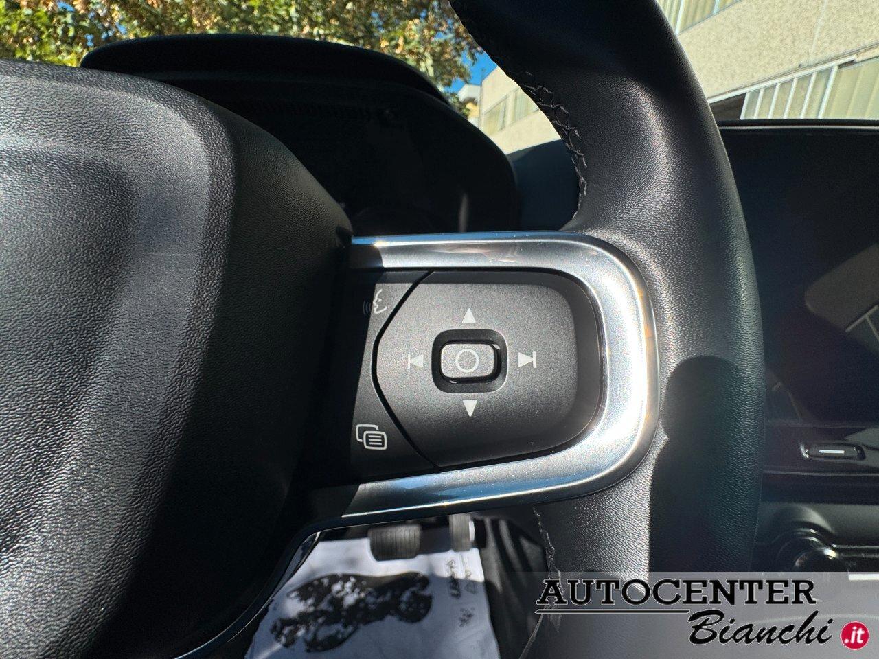 Volvo XC40 1.5 t4 recharge phev Plus Bright auto