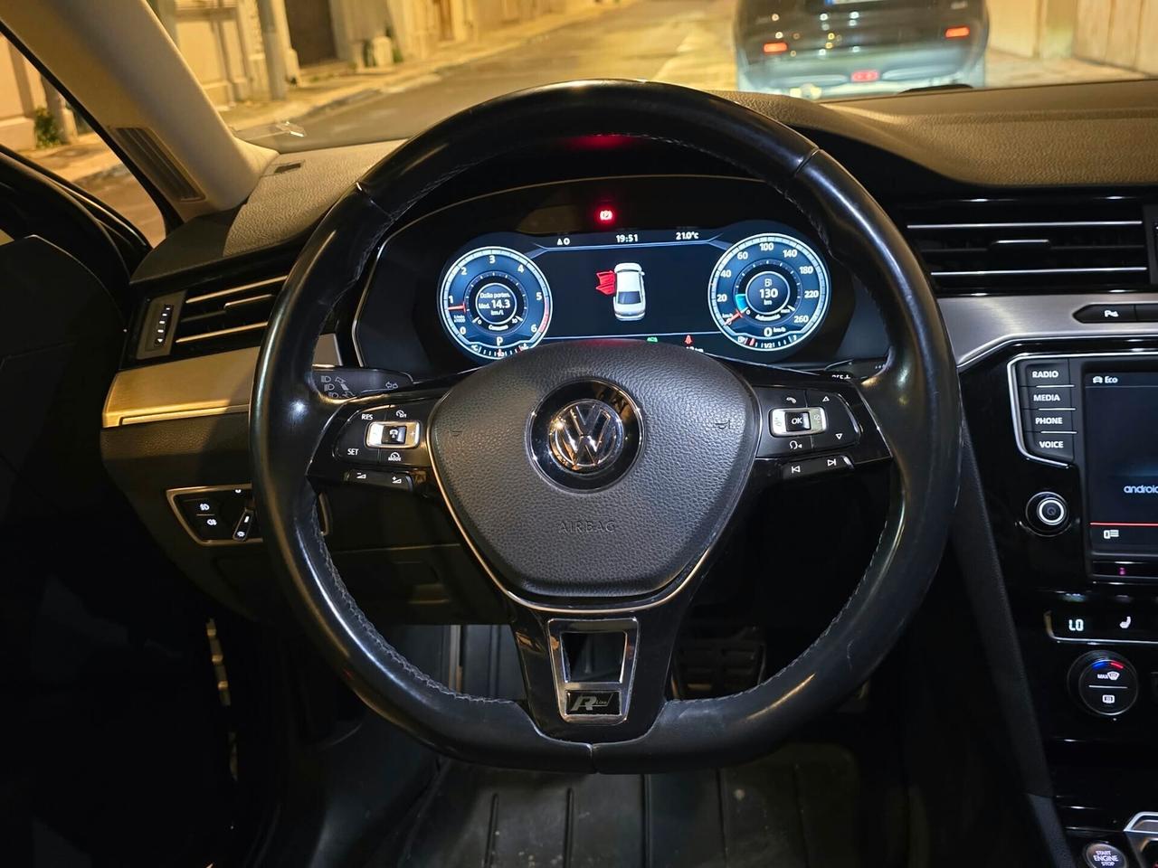 Volkswagen Passat 2.0 TDI DSG Highline BlueMotion