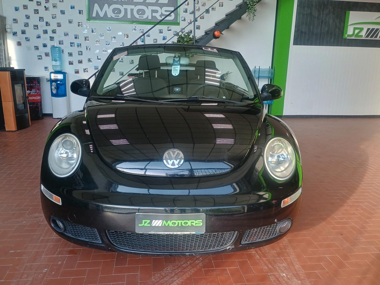 VOLKSWAGEN NEW BEATTLE CABRIO
