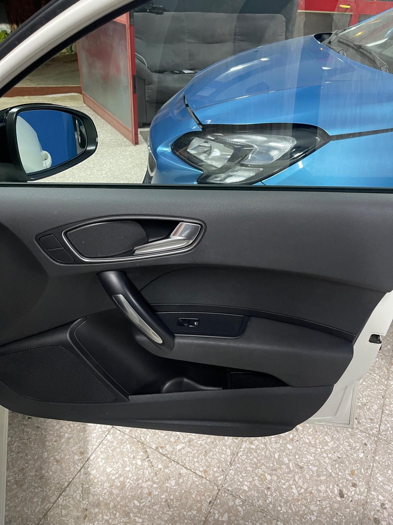 Audi A1 1.6 TDI 90 cv sportback