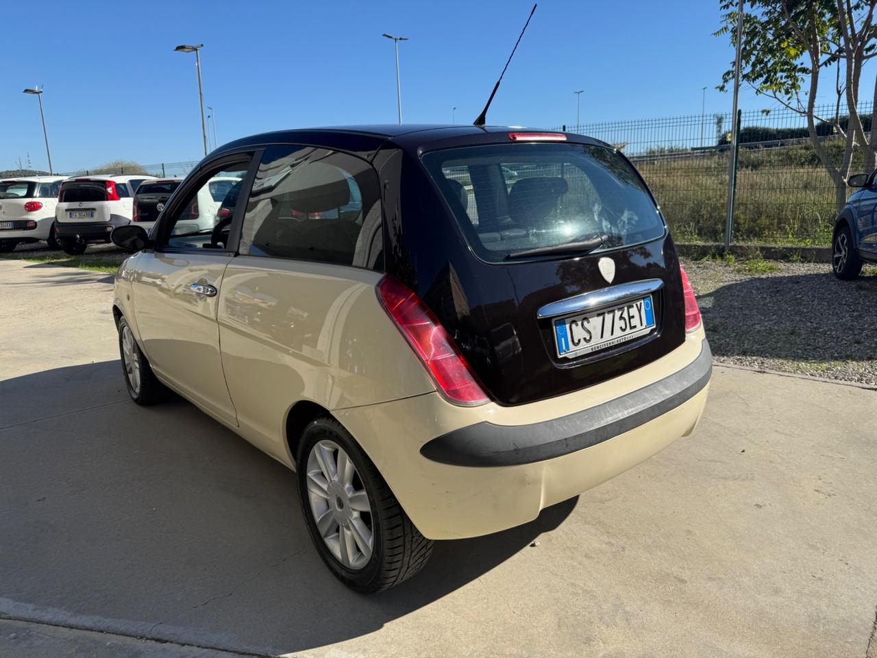 Lancia Ypsilon 1.2 Oro